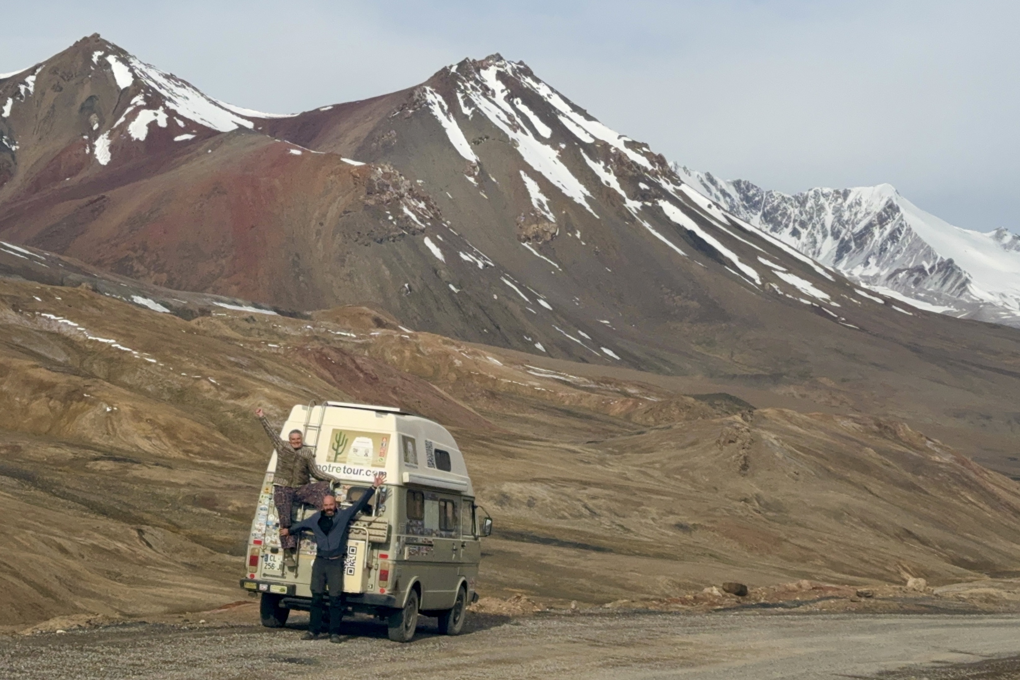 Isabelle et Emmanuel au col de l'Ak-Baital